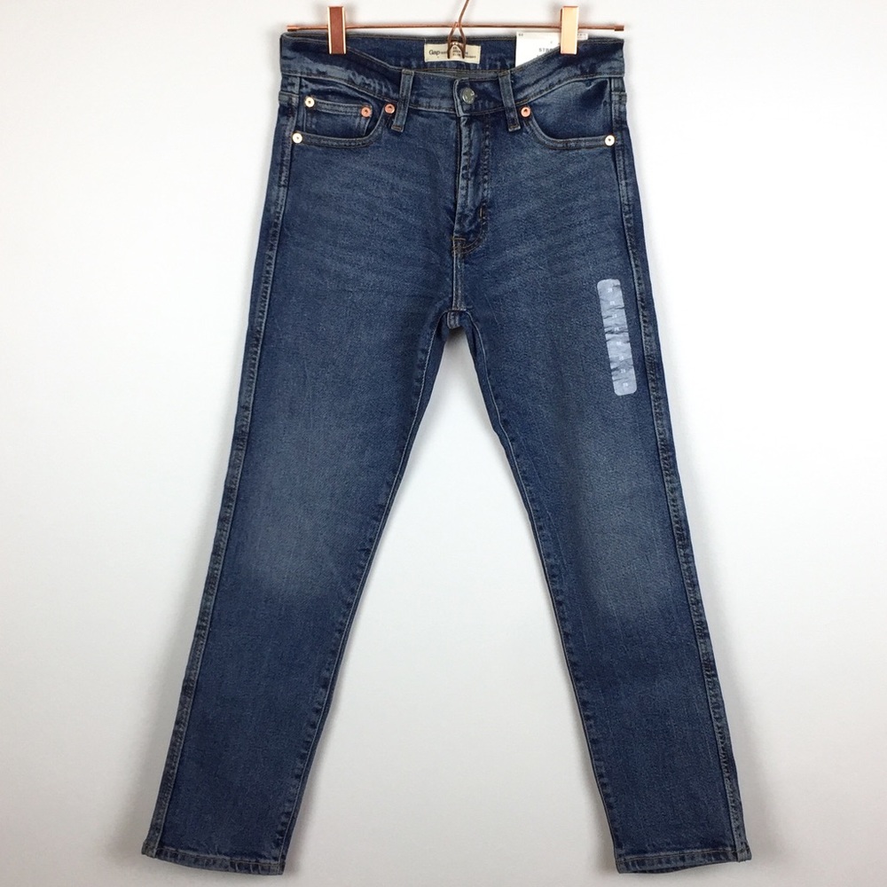Gap | High Rise Slim Straight Jean